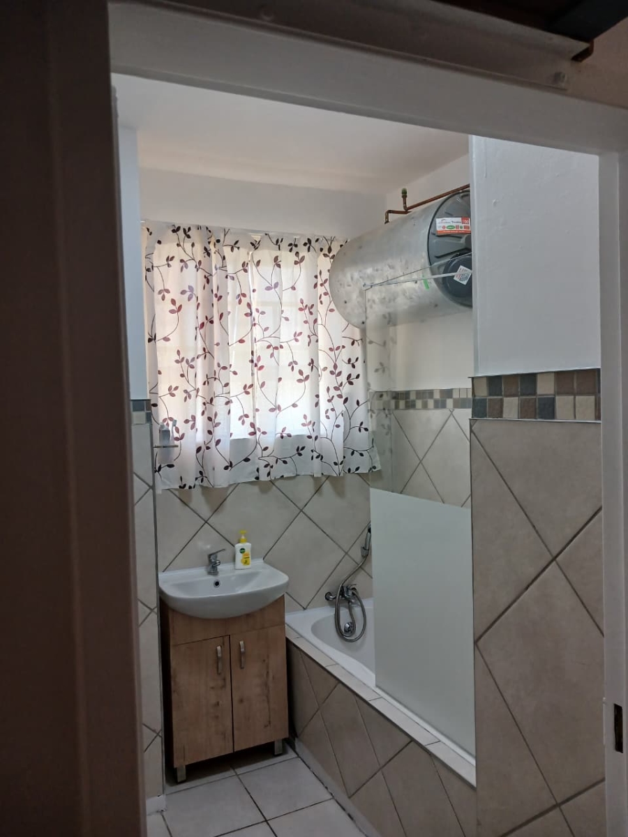 2 Bedroom Property for Sale in Wilgehof Free State